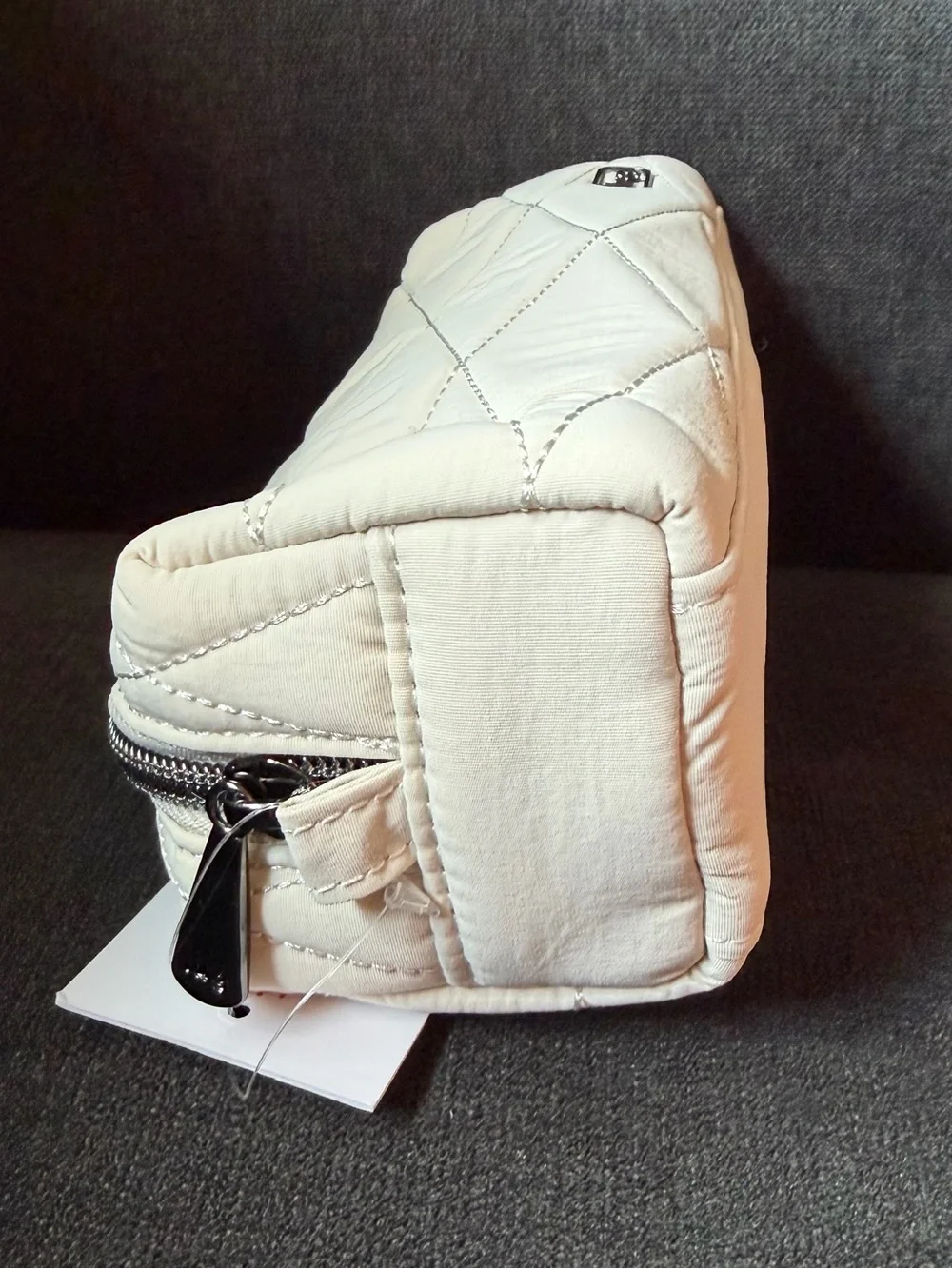 Lug Jib CloudGo Zip Pouch Bag – Macadamia (Cream Beige White Bone)